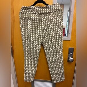 Krazy Larry Pull on Ankle Pant Gold Chain sz8